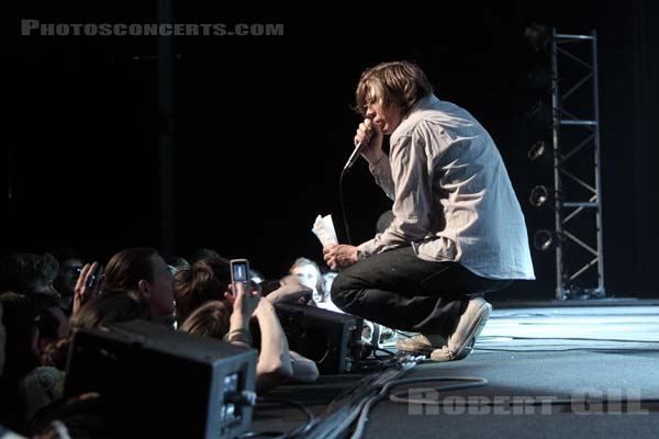 THURSTON MOORE - 2011-05-28 - PARIS - Espace Charlie Parker - Grande Halle - 